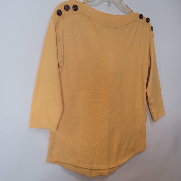Carolyn Taylor Yellow Button Detail 3/4 Sleeve Knit Top - Picture 2 of 12